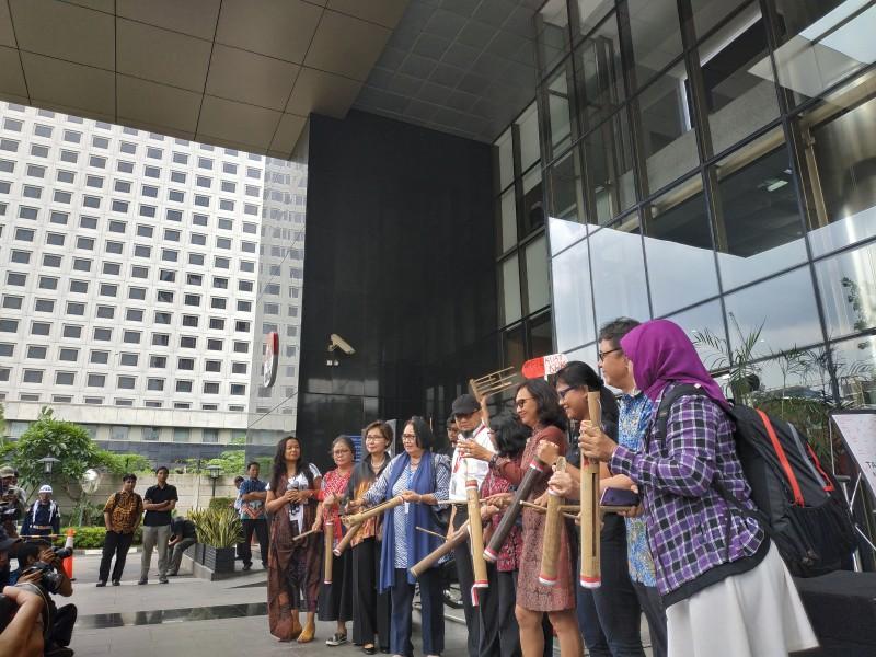 Pasca Teror Pimpinan, KPK Kembali dapatkan "Pil Kuat"