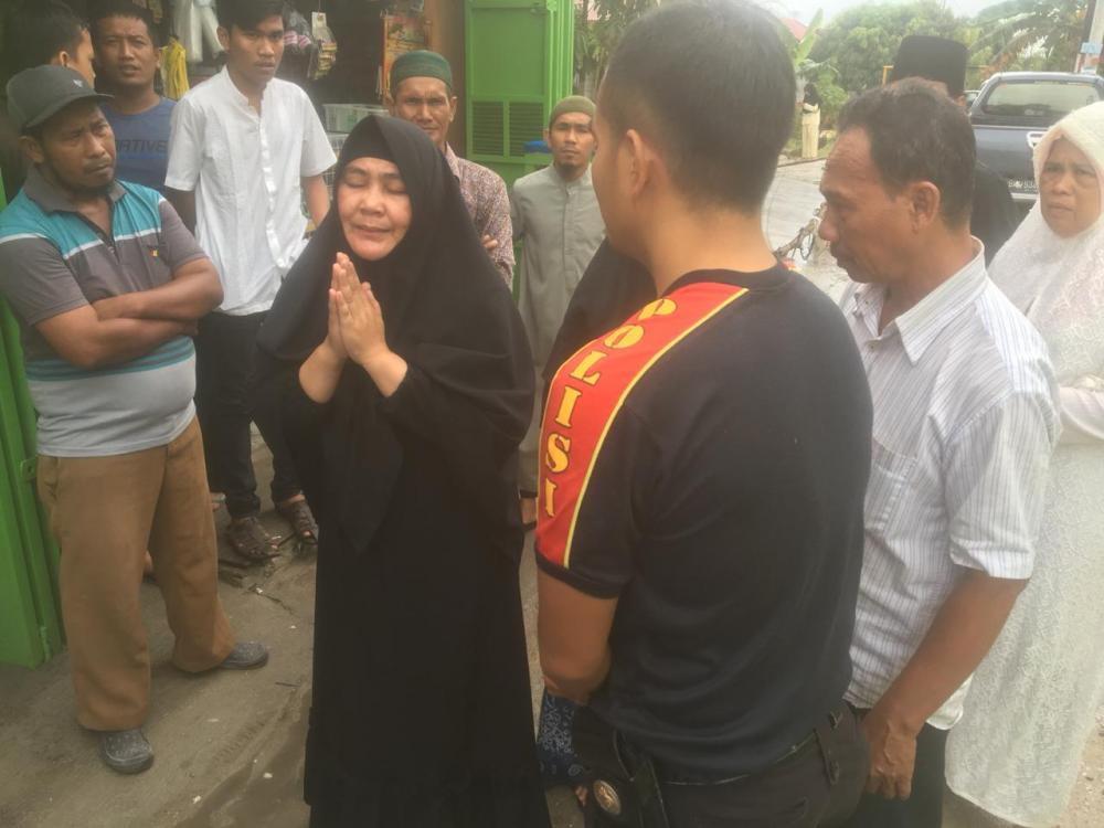 Warga Perumahan Surya Mandiri Kubang Jaya Siak Hulu, Tewas Gantung Diri Dirumahnya