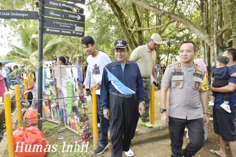 Bupati HM Wardan Ajak Masyarakat Untuk Menjaga Taman 
