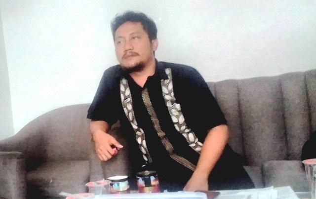 Hati-hati Dukung 02, Sekdes Mulyadi dan Bu Astutik 'Dikejar' Bawaslu, Ini Penyebabnya