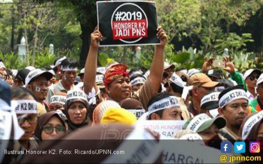 Kecewa Sama Jokowi, Honorer K2 Rapatkan Barisan Menangkan Prabowo - Sandi