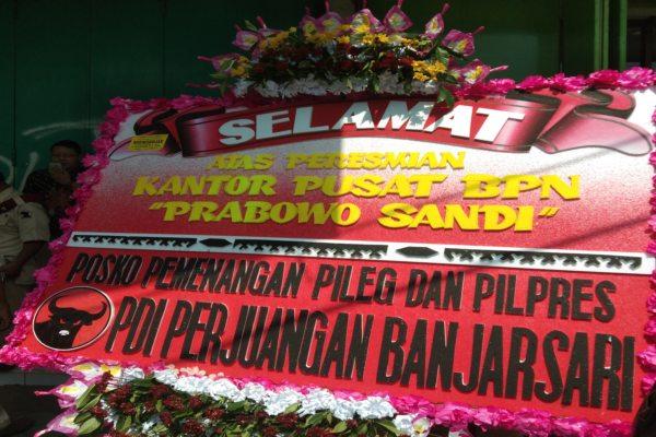 Di Solo Posko Pemenangan 2 Capres Nyaris Berhadapan, Pengamat Beri Warning