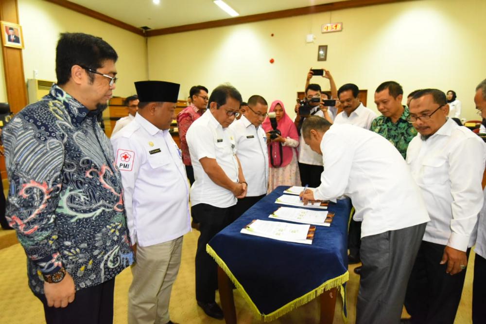 Pemkab Kampar Tandatangani Investasi Air Minum Kapasitas 1000 Liter/detik dengan Nilai Rp.1.8 T.