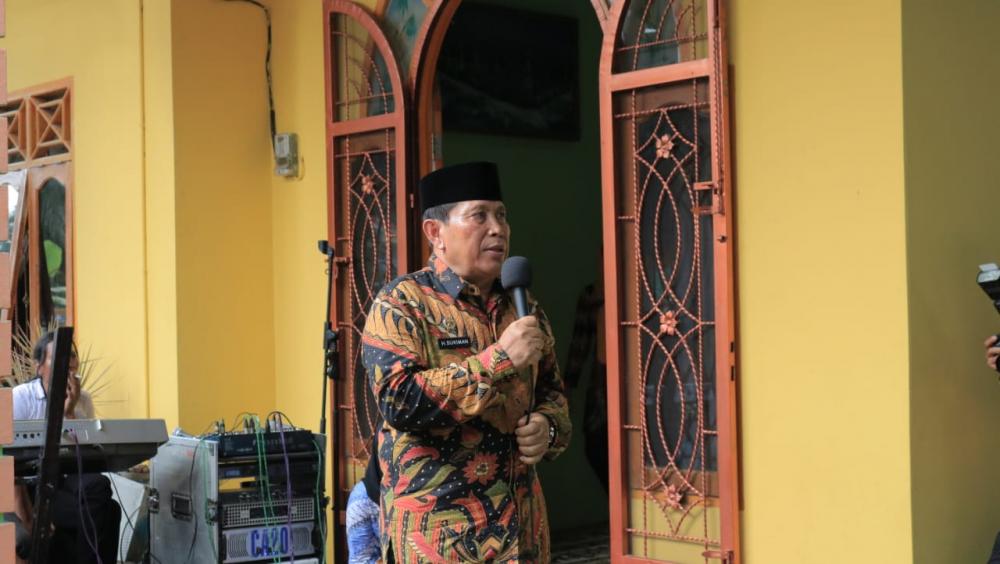 Bupati Rokan Hulu Sukiman kunjungi Desa Tanjung Medan Kecamatan Tambusai Utara.