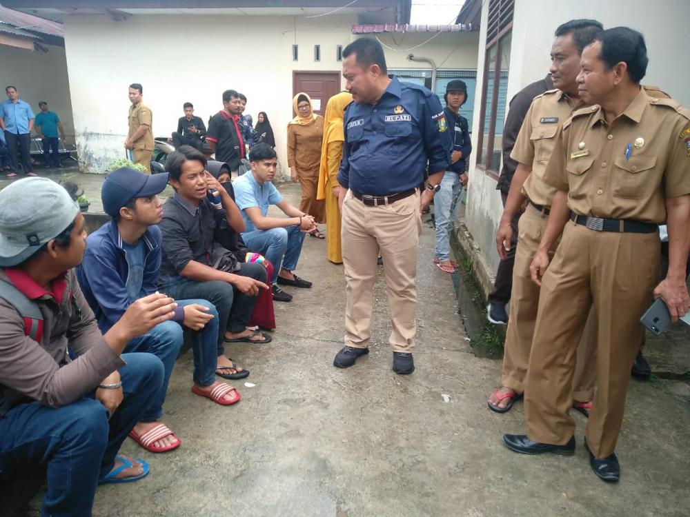 Bupati Kampar Tinjau  Langsung Kantor Pelayanan Diskdukcapil