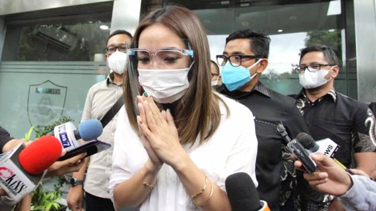 Gisel Sesali Perbuatannya dan Nyatakan Kelakuannya  Bukan Menjadi Contoh yang Terpuji