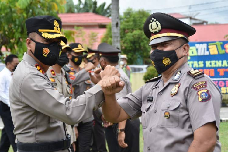 Kapolres Kampar Pimpin Upacara Kenaikan Pangkat Personel Periode 1 Januari 2021