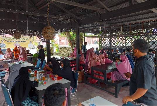 Jumat Berkah Satreskrim Polres Kampar, Sediakan Makan Siang Gratis untuk Anak Panti Asuhan