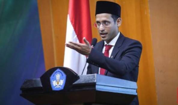 Mendikbud Nadiem Makarim Intruksikan Pemda  Kalau Ada Sekolah Mewajibkan Siswi Berhijab &ldquo; COPOT&rdquo;