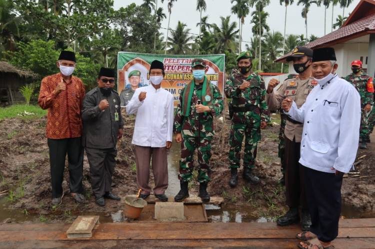 Dandim 0314/Inhil Letkol Inf. Imir Faishal Sampaikan 3 Poin saat Kunjungan ke Koramil 07/Reteh