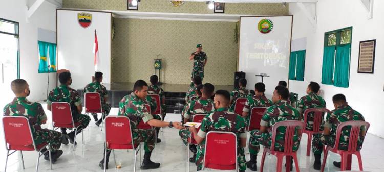 17 Bintara dan Tamtama Kodim 0314/Inhil  Terima Pembekalan Apkowil Sebelum Bertugas Sebagai Babinsa