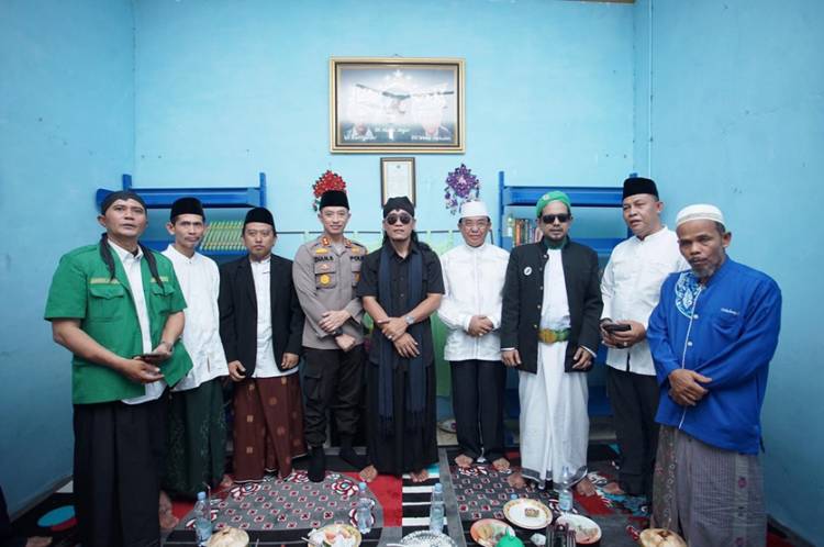 Bupati Inhil HM. Wardan Hadiri Pengajian Akbar HARLAH NU ke-96 di Keritang