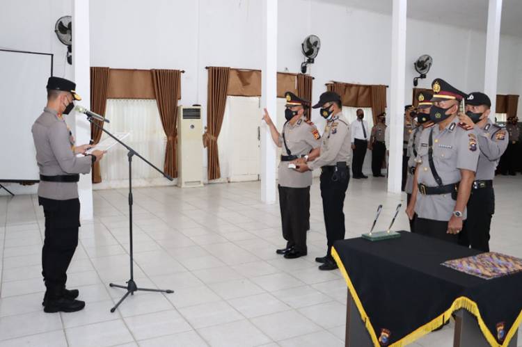 Kapolres Inhil AKBP Dian Setyawan Pimpin Sertijab Dua Pejabat di Lingkungan Polres Inhil