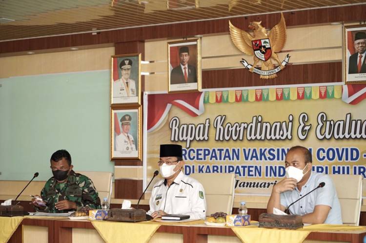 Bupati HM.Wardan Pimpin Rakoor dan Evaluasi Percepatan Vaksinasi Covid-19 Kabupaten Inhil