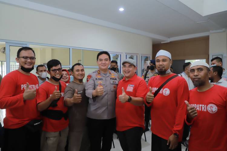 Kapolda Kunjungi PWI Riau : Saya Datang Karena Wartawan Adalah Pahlawan Saya