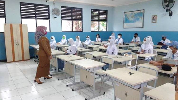 Pemprov DKI Akan Menggelar PTM 100 Persen: Sekolah Wajib Sediakan Fasilitas Prokes Saat PTM