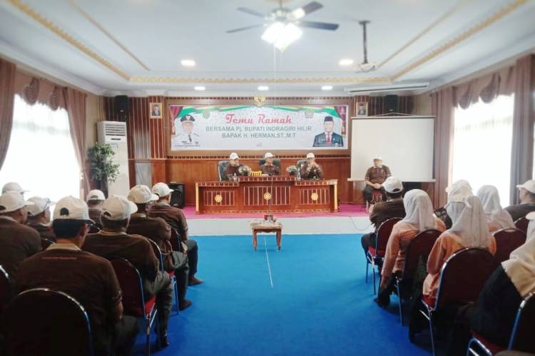 Pj Bupati Inhil Herman Lakukan Temu Ramah dengan Kepala KUA dan Penyuluh Agama Se-kabupaten Indragiri Hilir 