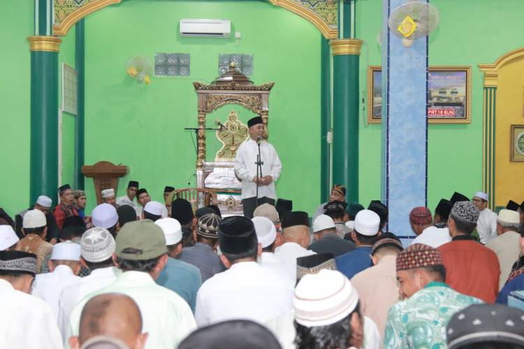 Pj Bupati Inhil Herman" Dengan kegiatan ini dapat dijadikan momentum untuk" memperkokoh ukhuwah Islamiyah