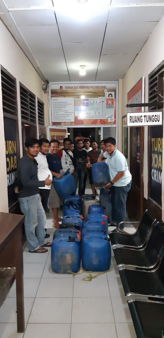 Minimalisir Tindak Kejahatan, Tim Crime Pressing Mobile Polres Inhil Sita Ratusan Liter Tuak