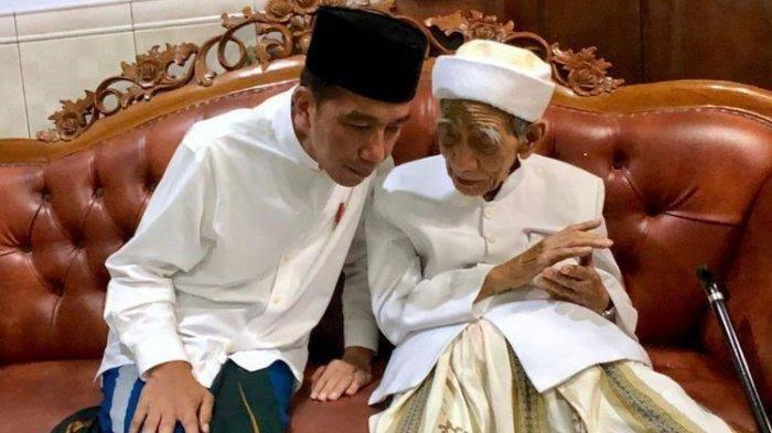 Sebenarnya Kemana Arah Dukungan Mbah Moen, Ini Kata Putranya..