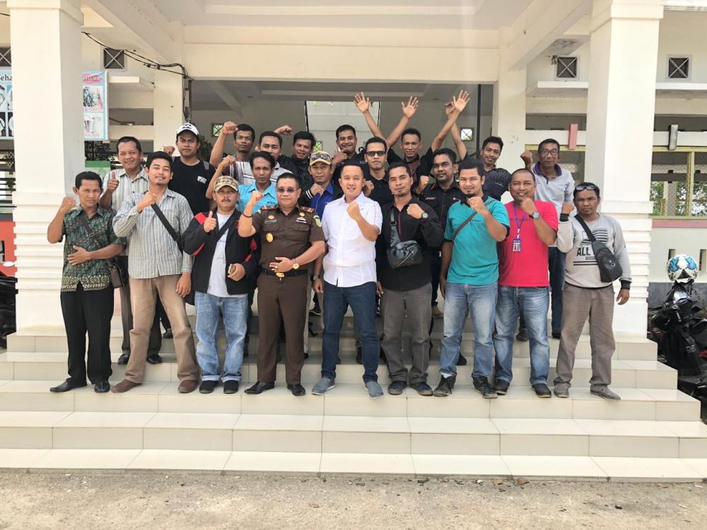 Kejari Rohil Gelar Pertemuan Dengan Awak Media, Gaos : Tanpa media kami bukan apa-apa