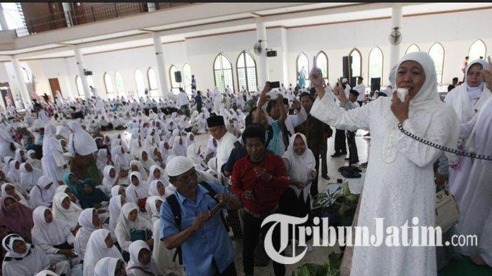 Detik-detik Angin Kencang Terjang Acara Relawan Jokowi - Ma'ruf, hingga Khofifah Menangis