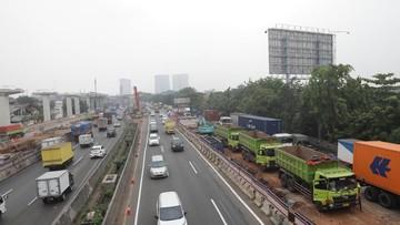Tarif Tol Mahal, Pengusaha: Kami itu Kayak Di-Sandwich!