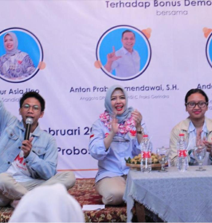 Pesan Istri Sandi Untuk Milenial: Jangan Golput