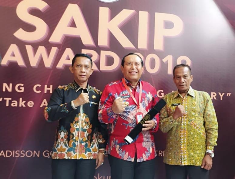 Bupati Kabupaten Rokan Hulu .H.Sukiman  Raih Perestasi SAKIP Award 2019 Dari Menteri PAN RI
