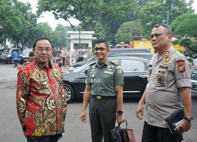 Bupati HM Wardan Hadiri Rapat Peningkatan Pengendalian Karlahut Di Istana Negara