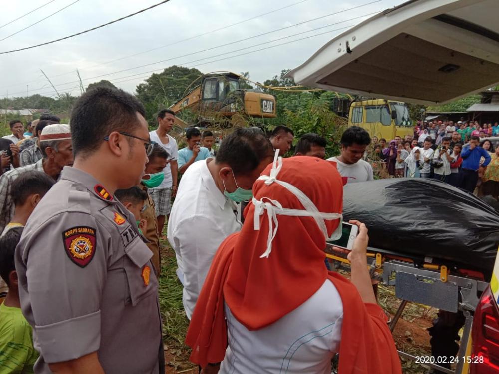 Mayat Mr. X yang Ditemukan di Desa Kasikan Tapung Hulu ,Polisi Masih Selidiki Identitas