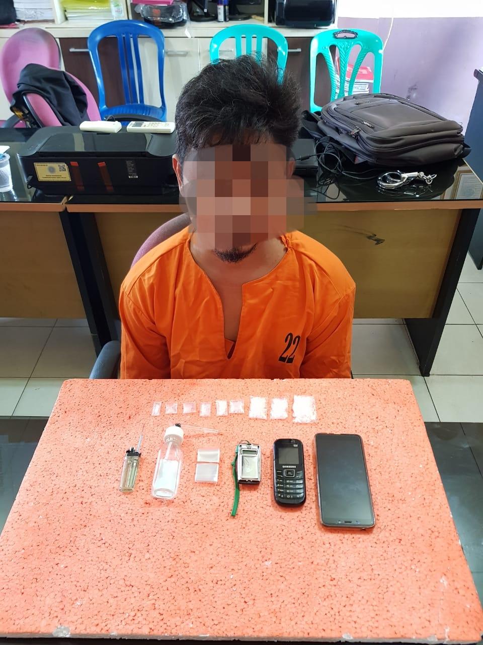 AH (41) Diciduk Dirumahnya Karena Ada Informasi Kepemilikan Barang Haram