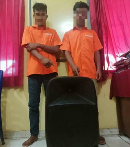 Polsek Tapung Hulu Tangkap 2 Pelaku Pencurian Rumah Warga di Desa Senama Nenek