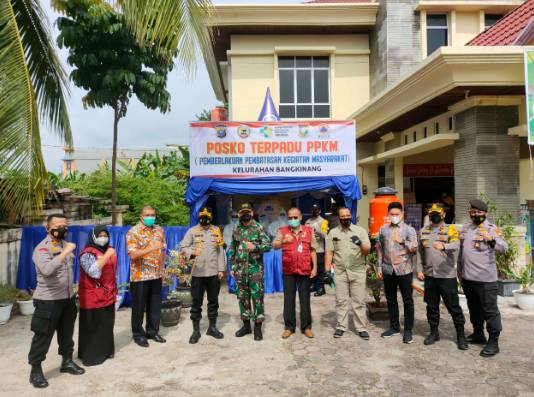 Forkopimda Kab. Kampar Tinjau Posko Terpadu PPKM Kelurahan Bangkinang Kec. Bangkinang Kota