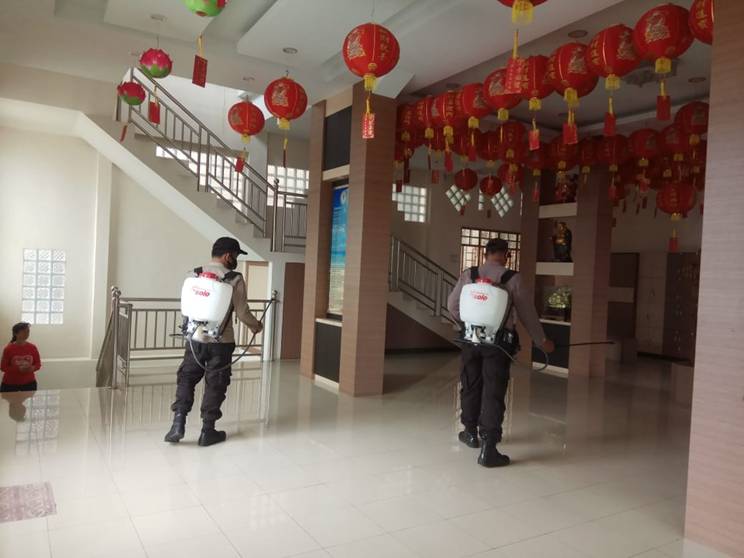 Polres Inhil Jamin Keamanan Ibadah Imlek di Vihara Budhi Bakti Tembilahan