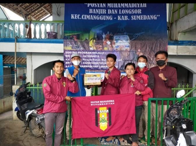 IMM Kota Banjar Salurkan Bantuan Kepada Korban Bencana Alam di Sumedang