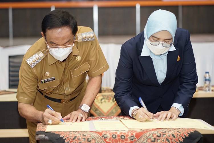 Cegah Pelanggaran Hukum di Tingkat Desa, Pemkab Inhil Teken MoU dengan Kejari Inhil