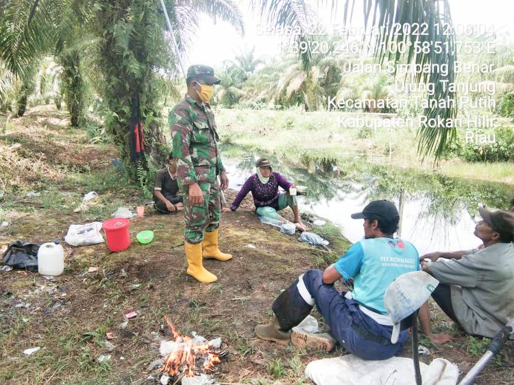 Personil Koramil 02/TP Kembali Intensifkan Komsos Jaga Objek Vital