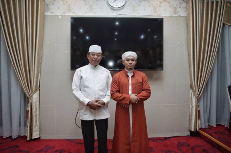 Bupati Inhil Jamu Makan Malam Penceramah Kondang Tuan Guru Muhammad Yanor Asal Kalsel