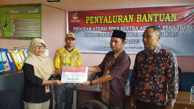 Sentra Abiseka Pekanbaru Salurkan Bantuan ATENSI  kepada 95 PM  di Kabupaten Bengkalis 