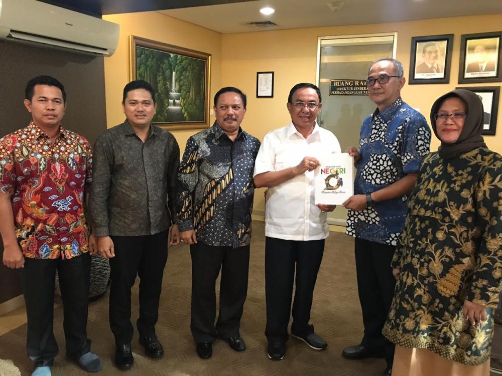 Bupati Inhil Audiensi Bersama Kemendag RI Bahas Peluang Investasi Dan Ekspor Kelapa