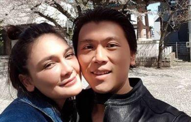 Analisa Tulisan Tangan: Luna Maya Terancam Jika Nikah dengan Reino Barack, Ada Cakar