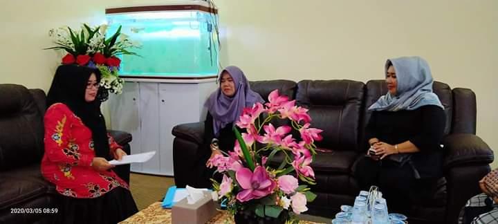 Bicarakan Program 2020, , Hj Muslimawati Catur Terima Pengurus KPPI Kampar.