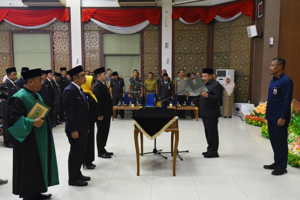 Pelantikan Eselon II sebanyak 19 orang merupakan langkah penyegaran dan peningkatan akselerasi percepatan pembangunan