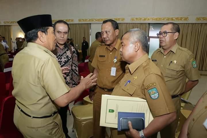 Rapat Pembahasan Covid-19, Bupati H Sukiman Minta Masyarakat Rohul Hindari Keramaian