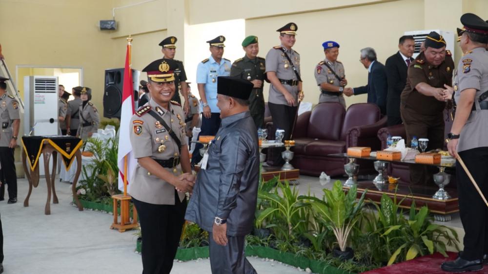 Bupati Kampar yang Diwakili Sekda Drs.Yusri M.Si Hadiri Pelantikan Serta Pengambilan Sumpah Bintara Polri T.A 2019/ 2020