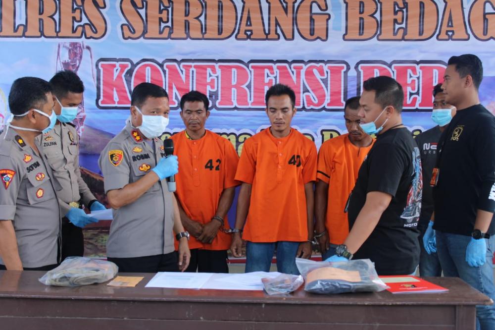Pelaku Komplotan Spesialis Pencuri Sapi Diringkus Polisi