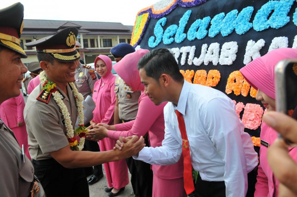 Pisah Sambut Kapolres Langsa, AKBP Andy Ucapkan Terima Kasih, Anggota Bersimbah Air Mata
