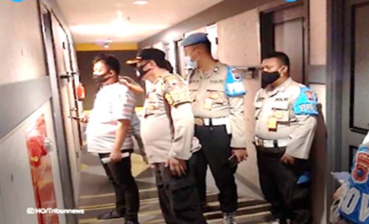 Viral Oknum Polwan Sedang Berduaan dengan Senior di Kamar Hotel Digerebek Suami yang Juga Polisi