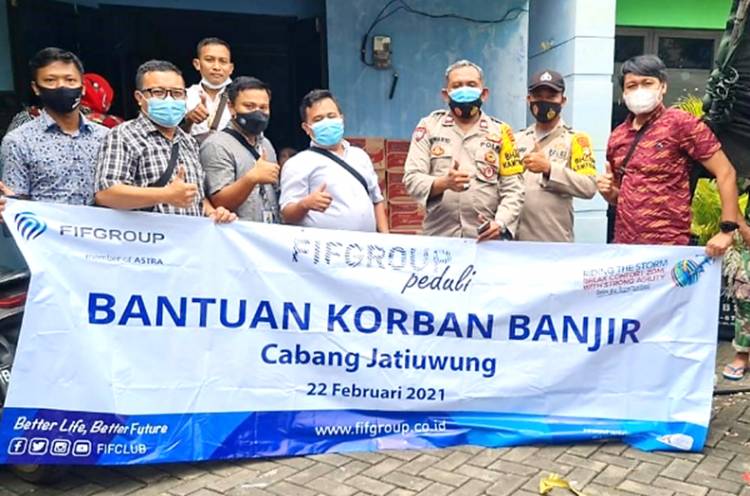 FIFGROUP Salurkan Bantuan Bencana Lebih dari Rp 2 Miliar di 76 Titik se-Indonesia
